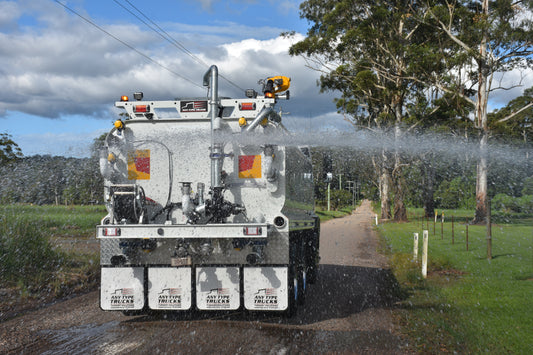π Why the HINO FS2632 (700 Series) Is the New Standard for Civil Spec Water Trucks