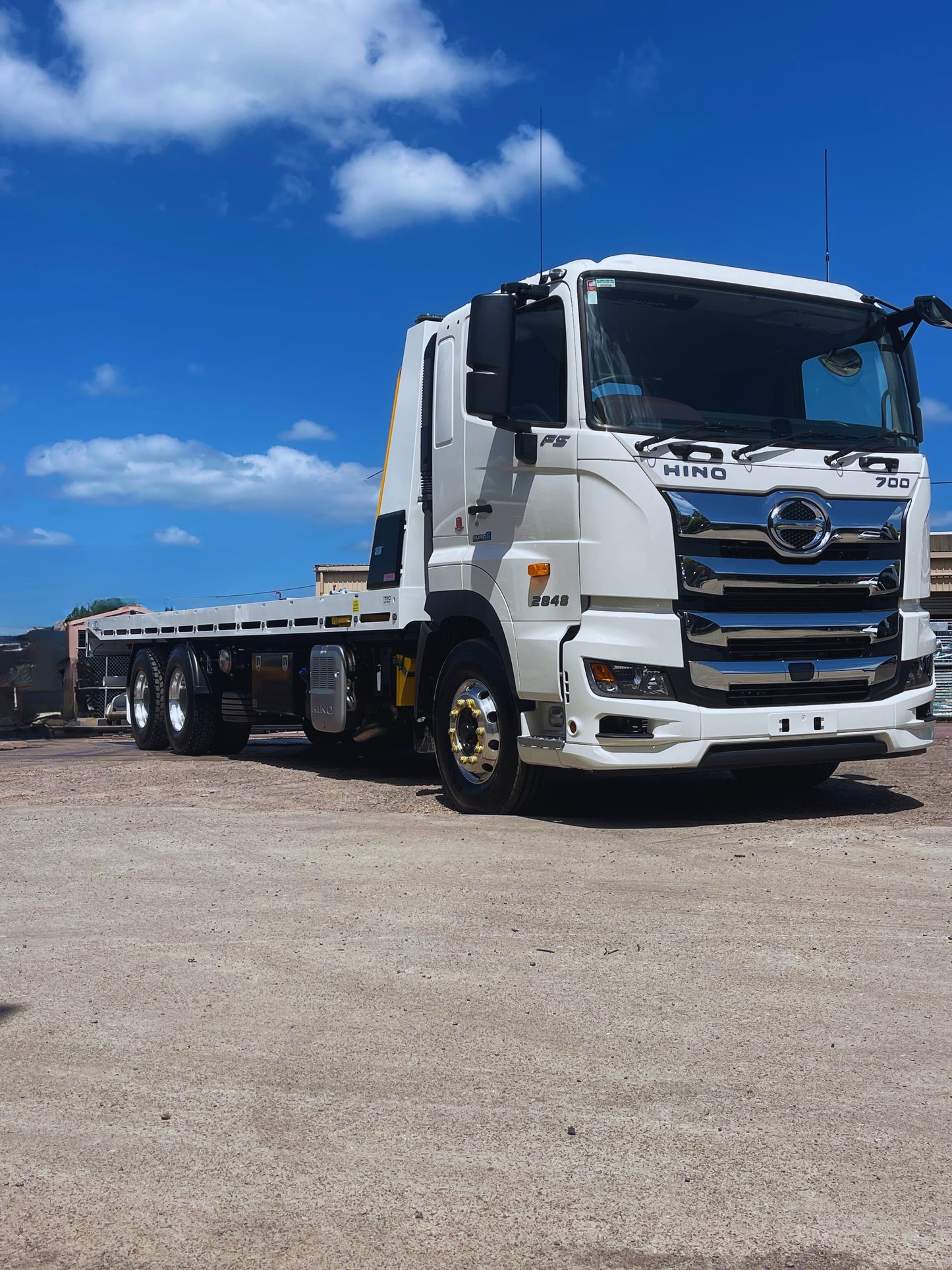 HINO FS 2848 TT20 Tilt Tray Package