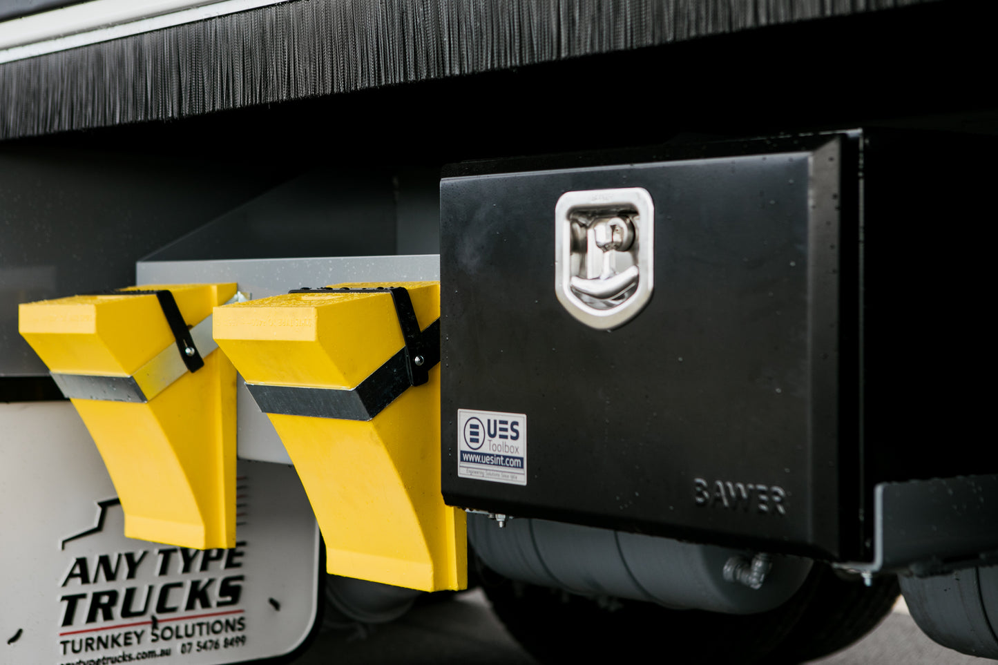 Mounted Toolbox - Black Powdercoated 500x350x400mm