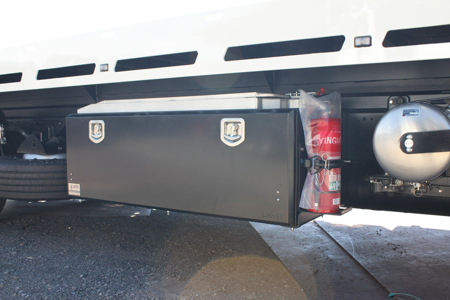 Mounted Toolbox - Black Powdercoated 1200x500x500mm